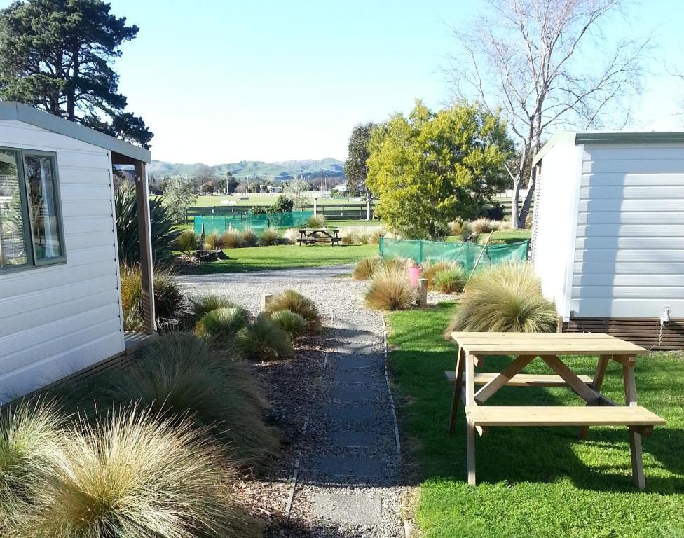 Martinborough Top 10 Holiday Park Kamer foto
