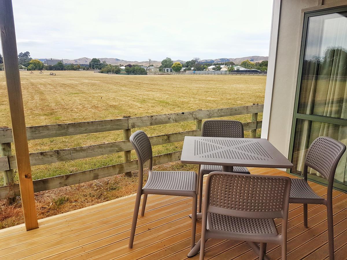 Martinborough Top 10 Holiday Park Buitenkant foto