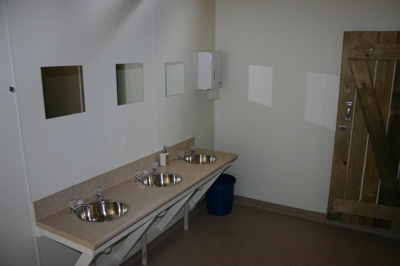Martinborough Top 10 Holiday Park Buitenkant foto